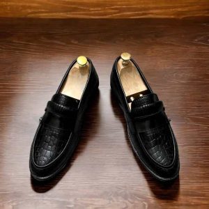 Pure Black Siren Tassel