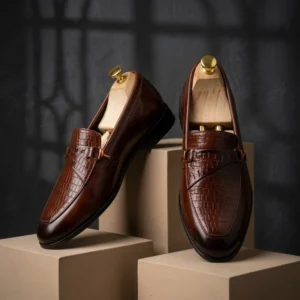 Croc Elegance Luxe Tassel