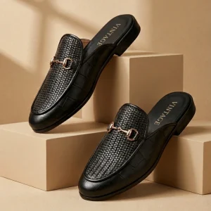 Lupeen Black Horse-bit Half Shoe